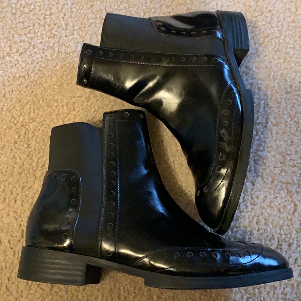 ZARA Black Patent and side stretch Bootie